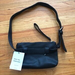 CO LAB Converts Wristlet to Shoulder Black Purse